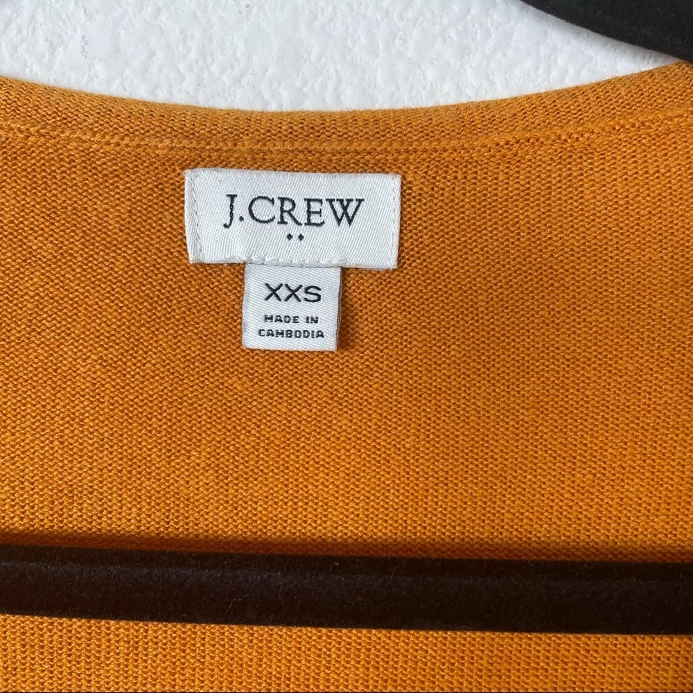 J. Crew Linen Blend V-Neck Mustard Yellow Sweater - Picture 4 of 10